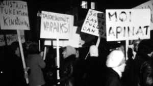 Porno-68-tapahtumaan liittyvä mielenosoitus Tampereella 1968.