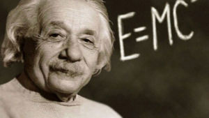 Albert Einsteins allmänna relativitetsteori pekar mot de svarta hålens existens. Albert Einstein.