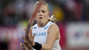Murto får tävla i sitt första VM. Wilma Murto hoppar stav, Sverigekampen 2016.