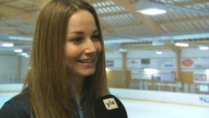 Årets bästa ringettespelare Susanna Tapani blev även näst bästa idrottare i Egentliga Finland. Susanna Tapani, RNK och Finlands ringettelandslag, december 2015.