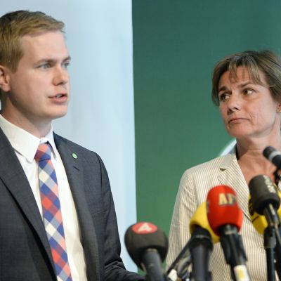 Gustav Fridolin ja Isabella Lövin.
