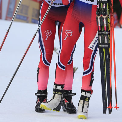 Therese Johaug och Ingvild Flugstad Östberg efter Tour de Ski 2016.