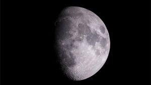 Månen, fotad från Karis observatorium. Månen sett från Karis observatorium. OBS! Får användas endast i samband med artikel om Sällskapet Natura