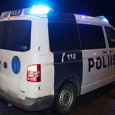 Poliisiauto.