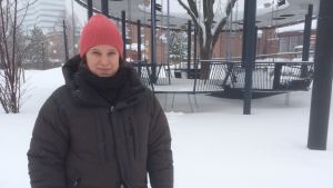 Linda Gustafsson jobbar som jämställdhetsstrateg. Jämställdhetsstrateg Linda Gustafsson vid Frizonsparken i Umeå