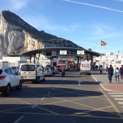 Gibraltarin ja Espanjan raja.