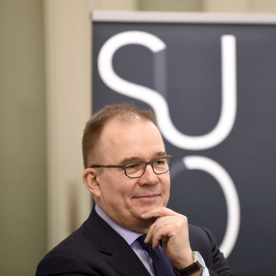 Suojelupoliisin päällikkö Antti Pelttari Supon tiedotustilaisuudessa