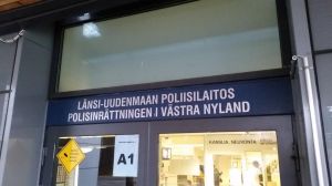 Polisen i Esbo utreder de försvunna datorerna som grov förskingring. Polisinrättningen i Västra Nyland