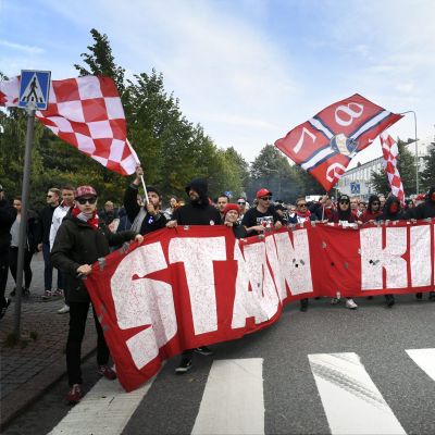 Helsingin IFK:n kannattajaryhmä Stadin kingit.