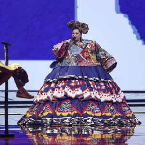 Rysslands Manizha hör till de tio som tog sig vidare till final Venäjän ehdokas Euroviisuissa, Manizha, esiintyi ensimmäisessä semifinaalissa.
