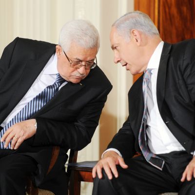 Benjamin Netanjahu ja Mahmud Abbas tapaavat washingtonissa.