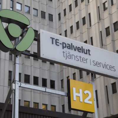TE-palvelut kyltti.