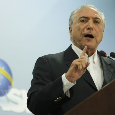 Michel Temer puhujapöntössä