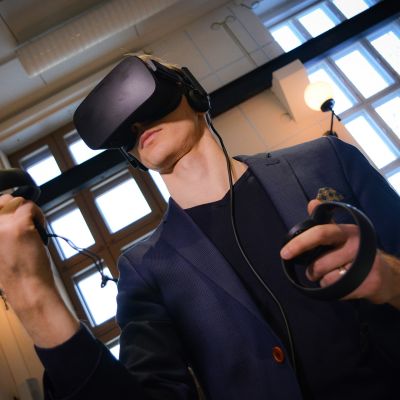 Toni Puurtinen, virtuaalitodellisuus, virtuaalitodellisuuslasikko, Lahden museot