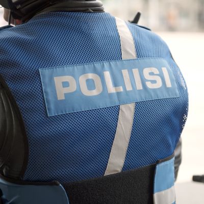 Moottoripyöräpoliisi.