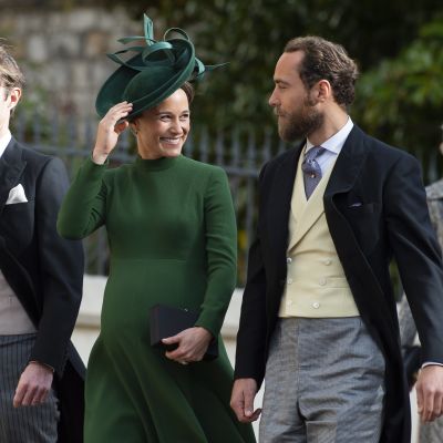 James Matthews, Pippa Middleton ja Pipan veli James Middleton prinsessa Eugenien ja Jack Brooksbankin häissä.