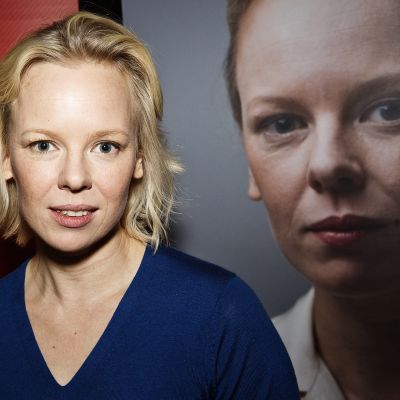 Tove Janssonia esittävä Alma Pöysti