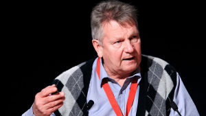 Kristdemokraternas förra ordförande Bjarne Kallis hann också sitta i riksdagen i tjugo år. Bjarne Kallis, politiker