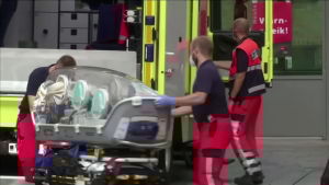 Aleksej Navalnyj togs i ett ambulansflyg från Ryssland till Tyskland där han ligger i koma på Charité-sjukhuset i Berlin. aleksej Navalnyj, sjukhus, berlin