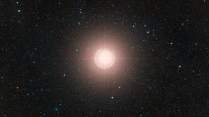 Hahmotelma siitä, miltä supernovana räjähtänyt Betelgeuse voisi näyttää taivaalla.
