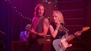 Rick Springfield och Meryl Streep rockar loss på scenen