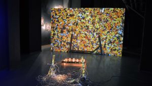 Marcus Lerviks: Lo to Hi (2015). Utställd på Moskavbiennalen. Kuraterad av Maaria Niemi. Marcus Lerviks: Lo to Hi (2015)