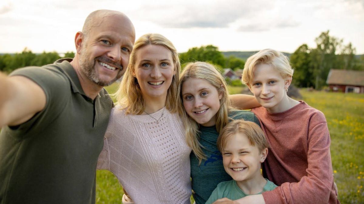 Film: "Sune - uppdrag midsommar" - mörka moln drar in över Myshult - Vimarsana News