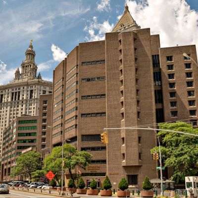 Jeffrey Epstein löydettiin lauantaina elottomana sellistään liittovaltion vankilassa New Yorkissa.