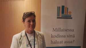 Sussi Kousa, Suomen ammattijärjestäjät