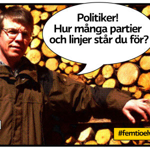 Bo-Göran Lillandt i brun jacka står framför en stor vedhög som en vägg av stockar.