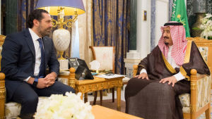 Saad al-Hariri träffade Saudiarabiens kung Salman bin Abdulaziz Al Saud den 6 november, två dagar efter sitt avgångsbesked Saad al-Hariri träffade Saudiarabiens kung Salman bin Abdulaziz Al Saud den 6 november, två dagar efter sitt avgångsbesked