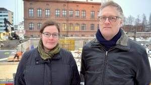 Vasas planläggningsdirektör Päivi Korkealaakso och Arto Nyberg, ordförande för Invånarföreningen i centrala Vasa. Vasas planläggningsdirektör Päivi Korkealaakso och Arto Nyberg, ordförande för Invånarföreningen i centrala Vasa.