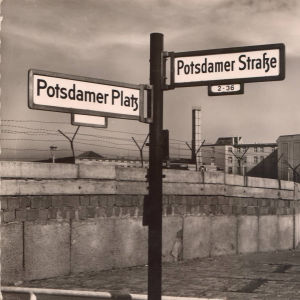 Potsdamer Platz i Berlin under Berlinmurens tid