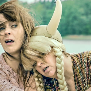 Kotikatsomon Kohtuuttomuuksia on neliosainen musta komedia