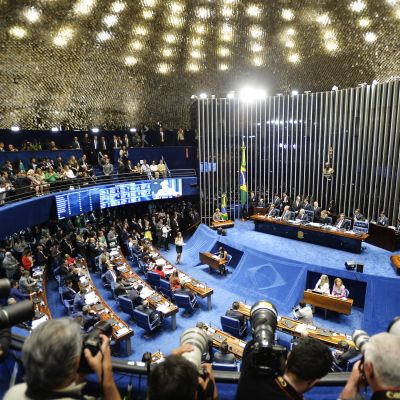 Brasilian senaatti kokoontui maanantaina kuulemaan Dilma Rousseffia.