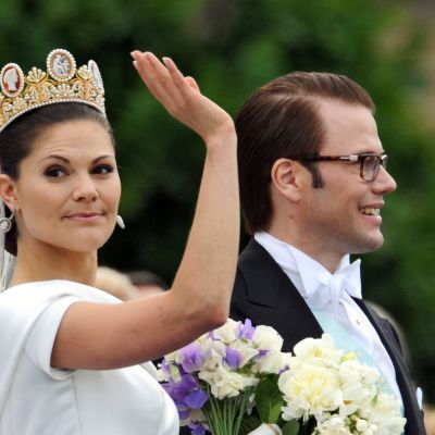 Prinsessa Victoria ja Daniel Vestling häiden jälkeen.