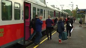 Det var inte bra för Sjundeå då Y-tåget lades ner. Det påverkade inflyttningen. Y-tåget stannar på Sjundeå station.