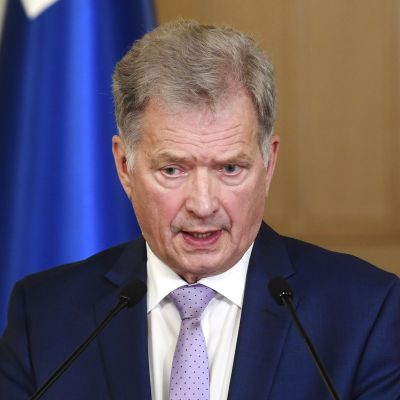 Kuvassa on Sauli Niinistö.