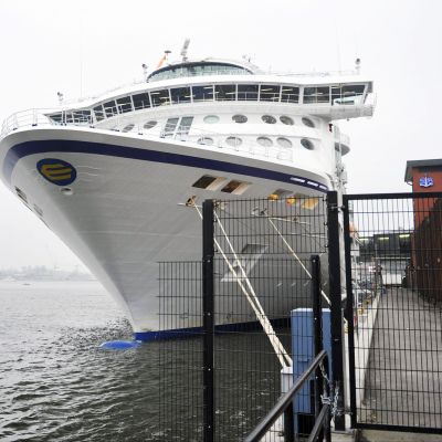 Birka Cruises satamassa Tukholmassa.