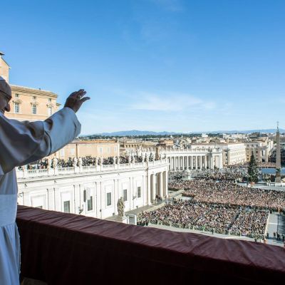 Påven talar på juldagen i Rom