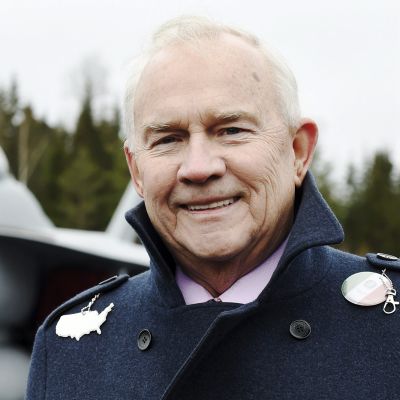 Kuvassa on Robert Pence Pirkkalassa.