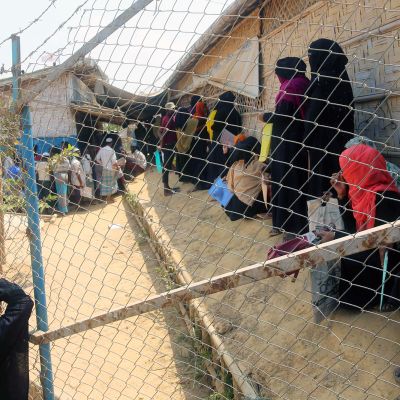 Rohingya-pakolaisia Kutupalongin pakolaisleirillä Bangladeshissa.