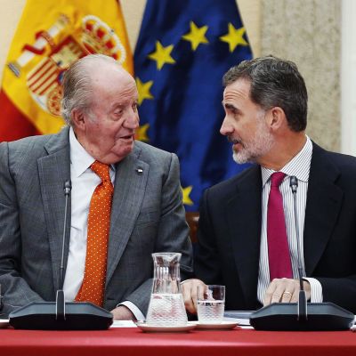 Kuvassa ovat Juan Carlos ja Felipe toukokuussa 2019.