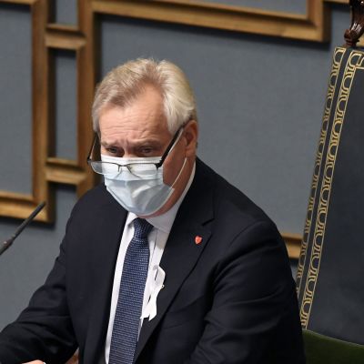 Varapuhemies Antti Rinne eduskunnan suullisella kyselytunnilla Helsingissä 19. marraskuuta 2020.