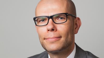 Professor Jussi Tapani vid Åbo universitet.
