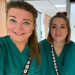 Pernilla Lindberg och Sabina Wetzer tycker det är roligt att få vara kreativa tillsammans. Pernilla Lindberg och Sabina Wentzer.