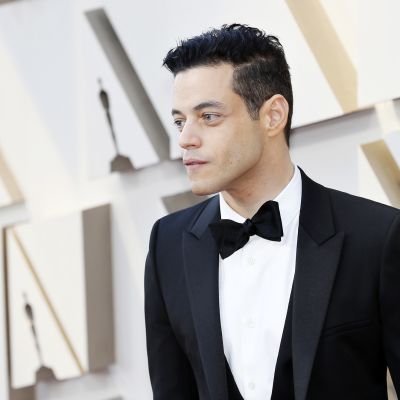 Rami Malek saapumassa Oscar-gaalaan 24. helmikuuta.