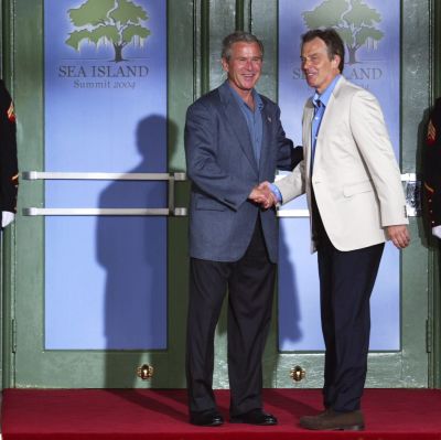 George Bush och Tony Blair träffades på G8 mötet i juni 2004