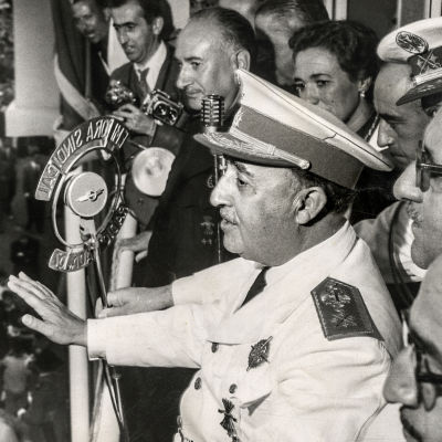 Espanjan diktaattori Francisco Franco selvisi yli kahdestakymmenestä salamurhan yrityksestä.