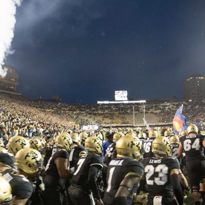 Colorado Buffaloes marssii kentälle
